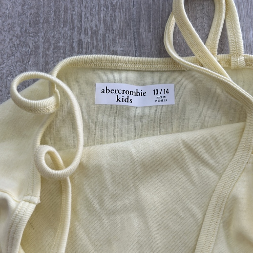 Kids Abercrombie tank bundle - Picture 6 of 11